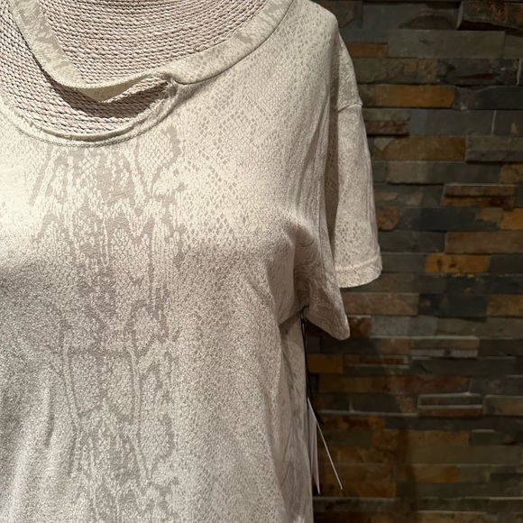 LNA Snake Skin Tee (Various Sizes) NWT - Picture 2 of 8